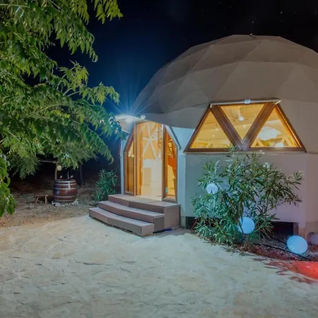 Planetarium Semesterbostad Kaštel Novi