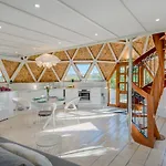 Σπίτι διακοπών Planetarium Kaštel Novi