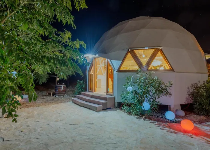 Planetarium Tatil Evi Kaštel Novi