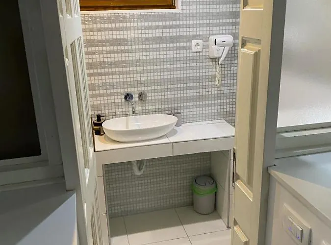 Planetarium * Kastel Novi